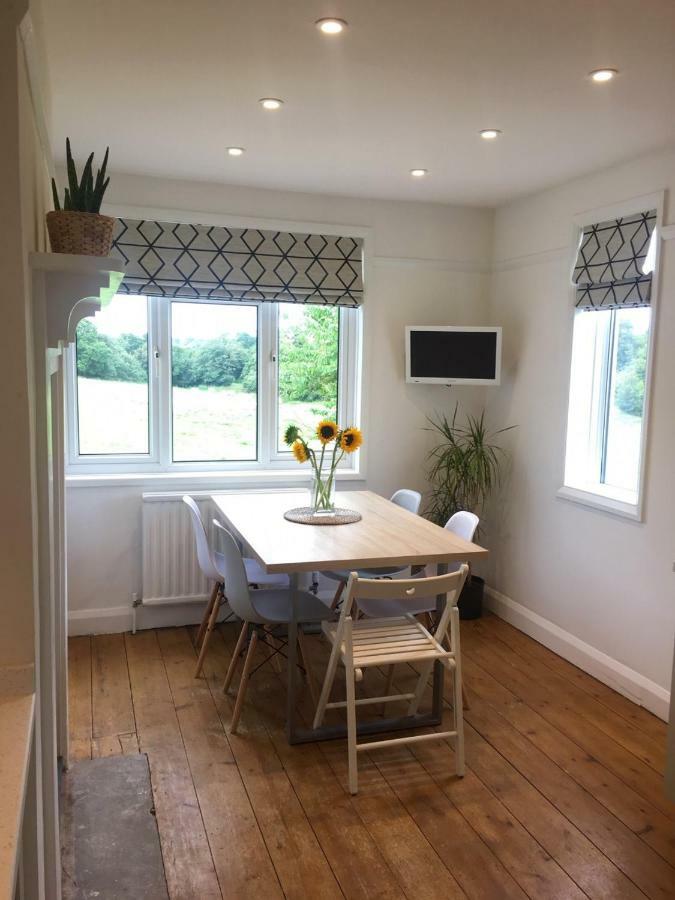 The Cornish Retreat Villa Бюд Екстериор снимка