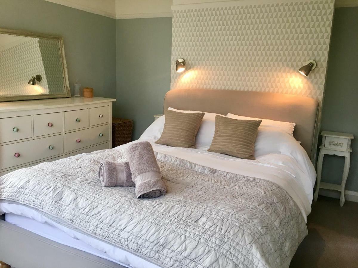 The Cornish Retreat Villa Бюд Екстериор снимка